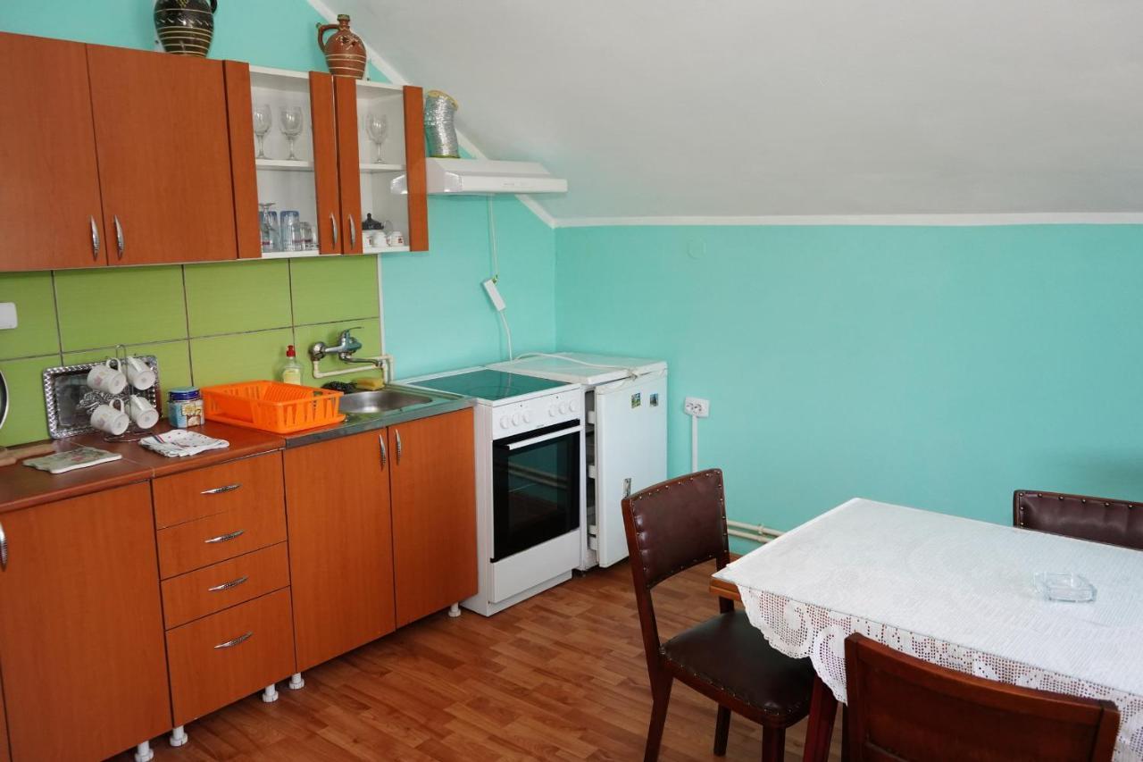 Etnobubi Appartement Novi Sip Buitenkant foto