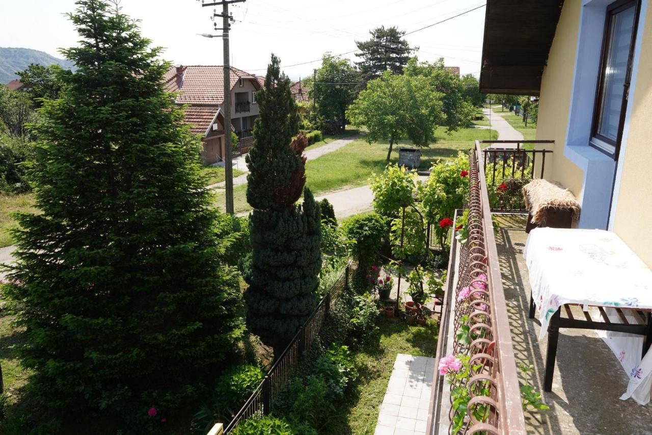 Etnobubi Appartement Novi Sip Buitenkant foto